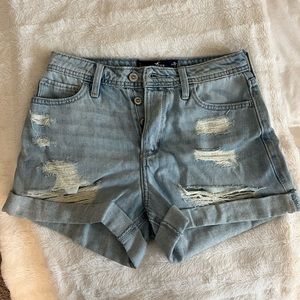 Hollister High Rise mom shorts